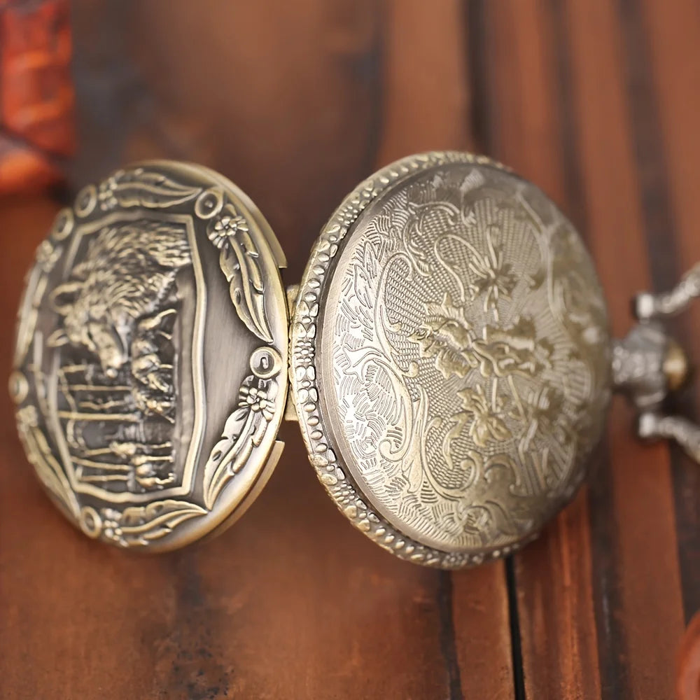 Vintage Pocket Watch: A perfect gift for any occasion, from birthdays to graduations