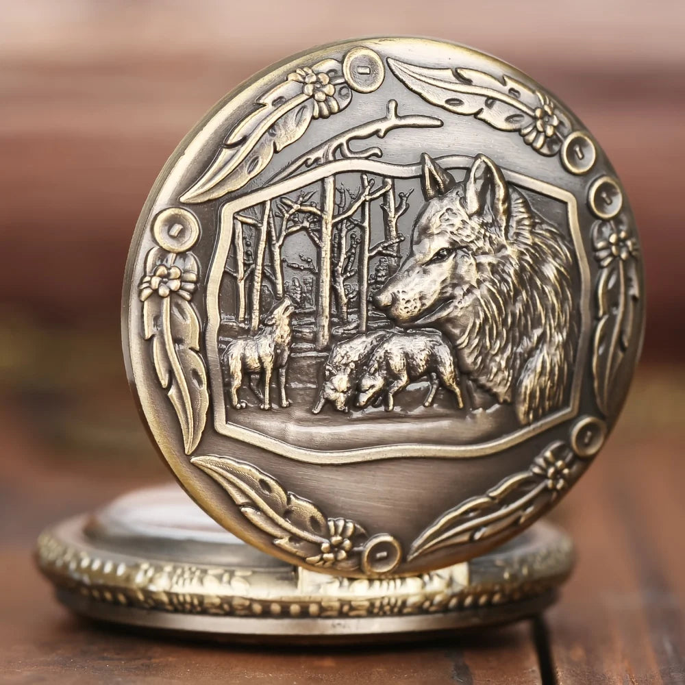 Vintage Pocket Watch: A perfect gift for any occasion, from birthdays to graduations